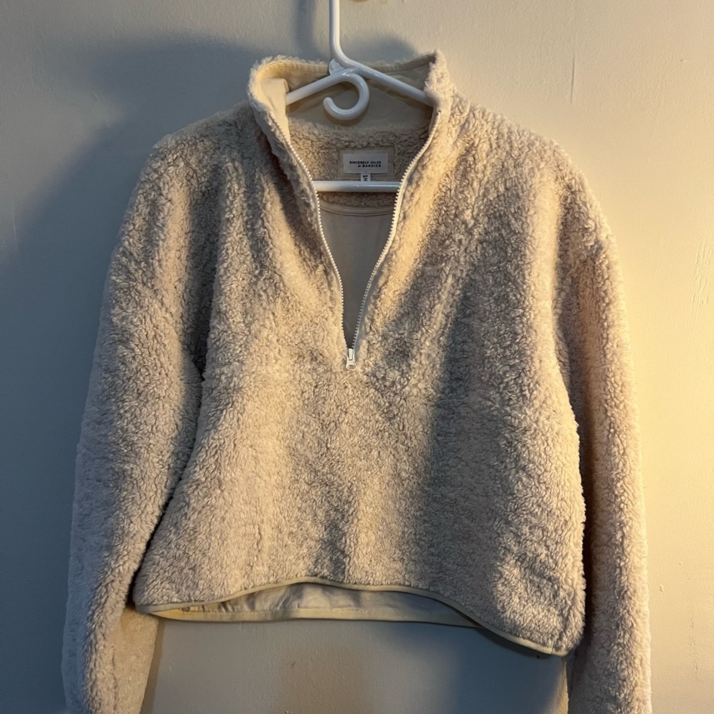 Bandier x Sincerly Jules Cream Fuzzy Quarter-Zip Sherpa Pullover